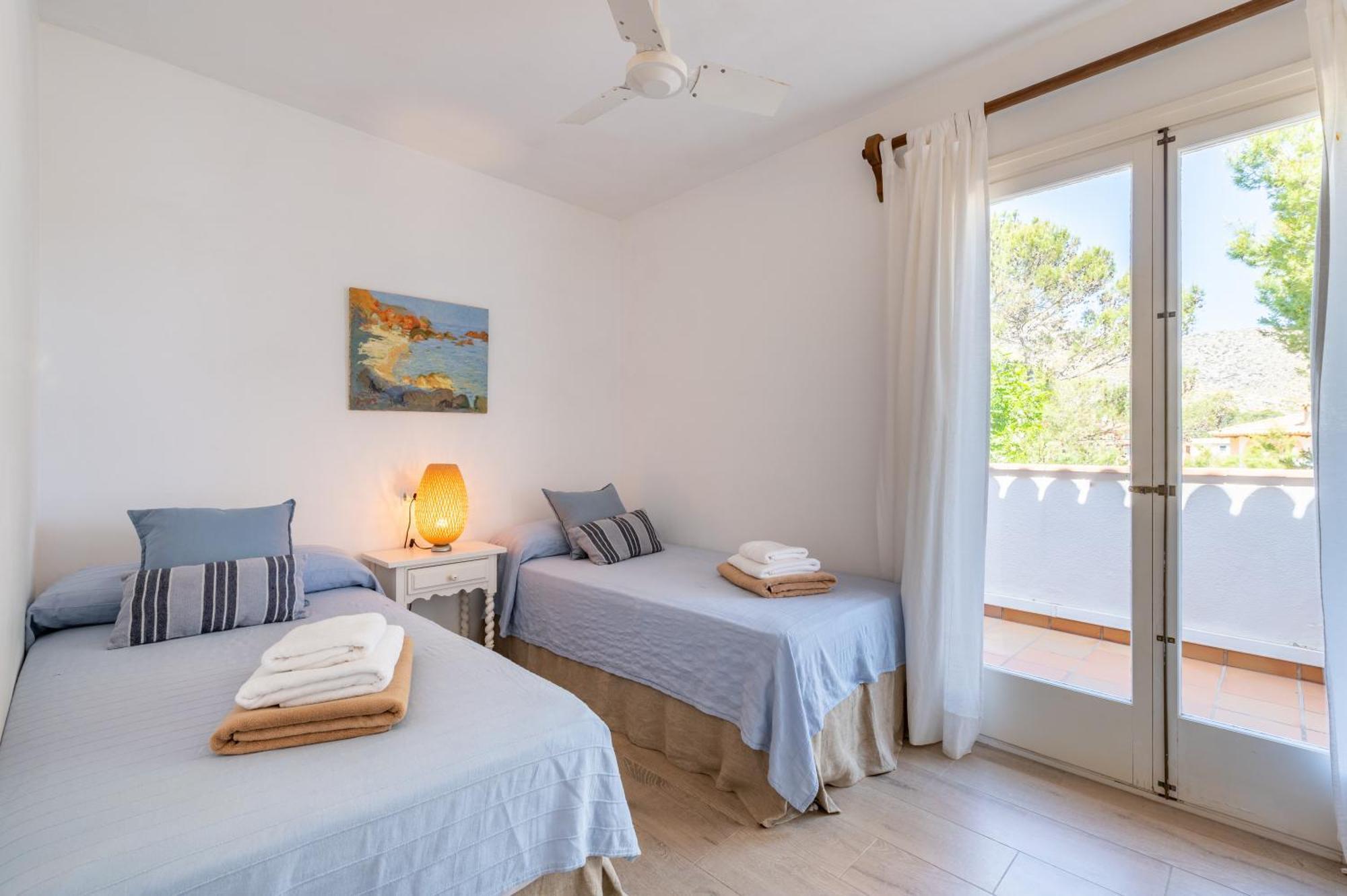Can Botana 12 Cala de Sant Vicenc Екстериор снимка